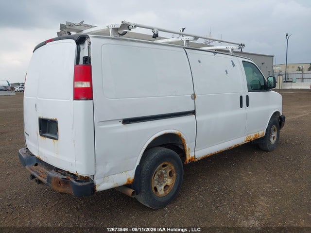 12673546 :رقم المزاد ، 1GCGG25U271203624 vin ، 2007 Chevrolet Express G2500 مزاد بيع