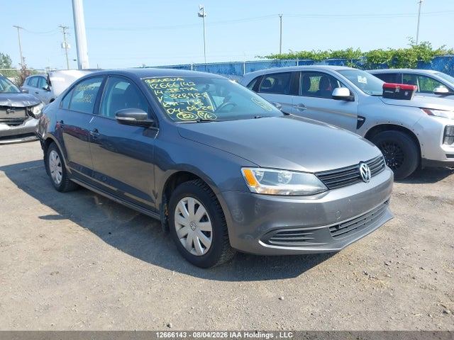 2014 Volkswagen Jetta 2.0l Trendline+ მანქანა იყიდება აუქციონზე, vin: 3VW2K7AJ1EM328922, აუქციონის ნომერი: 12666143