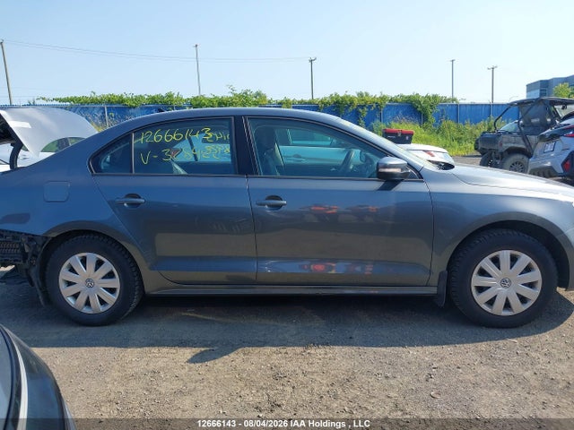 2014 Volkswagen Jetta 2.0l Trendline+ მანქანა იყიდება აუქციონზე, vin: 3VW2K7AJ1EM328922, აუქციონის ნომერი: 12666143