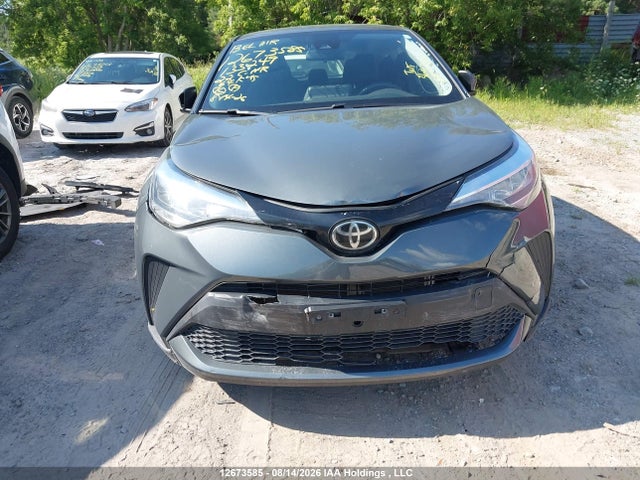 Toyota C-HR 2022 JTNKHMBXXN1133249 Image 13