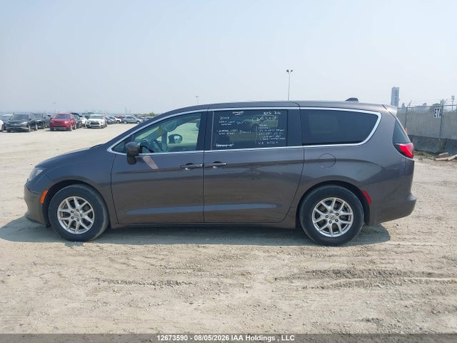 12673590 :رقم المزاد ، 2C4RC1ZG6MR554823 vin ، 2021 Chrysler Grand Caravan Sxt مزاد بيع