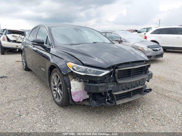 12673592 :رقم المزاد ، 3FA6P0RU7KR156282 vin ، 2019 Ford Fusion Titanium مزاد بيع