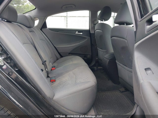 Продажа на аукционе авто 2012 Hyundai Sonata Gls, vin: 5NPEB4AC3CH367630, номер лота: 12673644