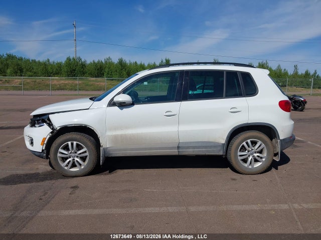 WVGHV7AX1FW575802 Volkswagen Tiguan S/se/sel/r-line