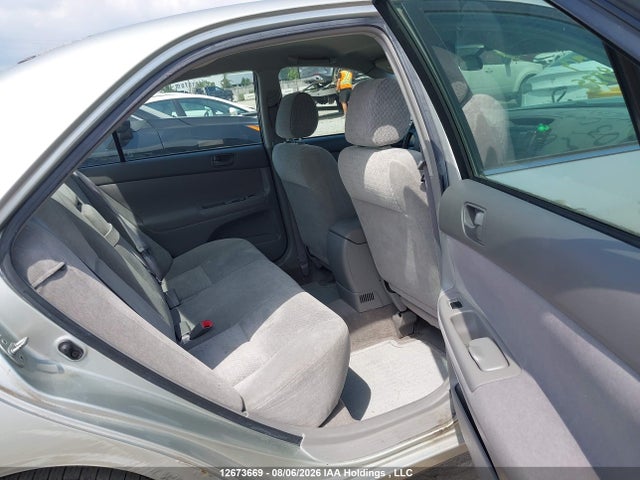 12673669 :رقم المزاد ، JTDBE32K030139835 vin ، 2003 Toyota Camry Le/se/xle مزاد بيع