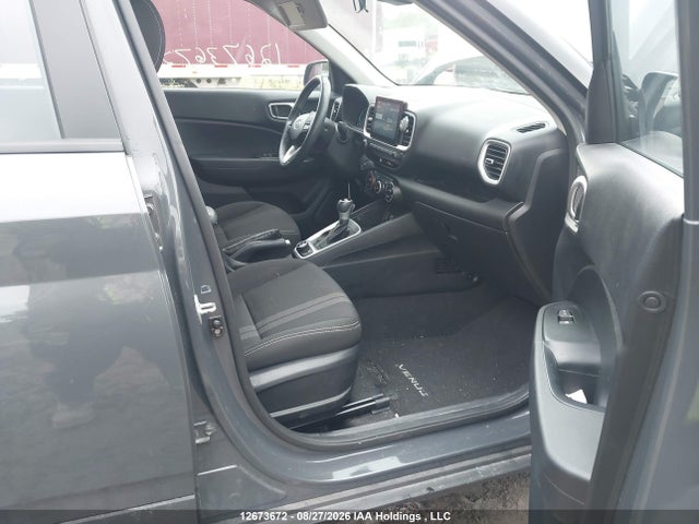 KMHRC8A34PU243136 Hyundai Venue Preferred With Two-tone Body Colour