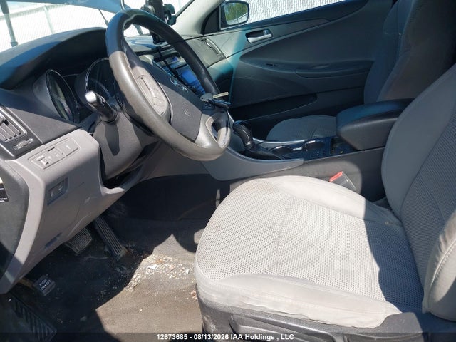2013 Hyundai Sonata Gl/gls მანქანა იყიდება აუქციონზე, vin: 5NPEB4AC2DH757636, აუქციონის ნომერი: 12673685