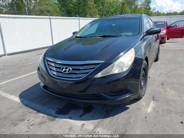 2013 Hyundai Sonata Gl/gls მანქანა იყიდება აუქციონზე, vin: 5NPEB4AC2DH757636, აუქციონის ნომერი: 12673685