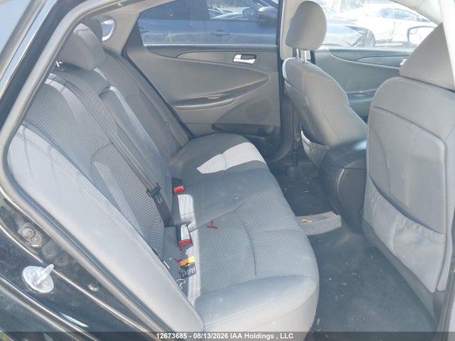 2013 Hyundai Sonata Gl/gls მანქანა იყიდება აუქციონზე, vin: 5NPEB4AC2DH757636, აუქციონის ნომერი: 12673685