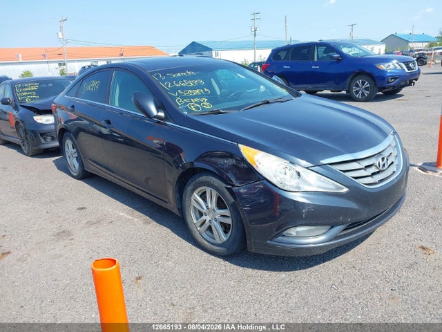 12665193 :رقم المزاد ، 5NPEB4AC1DH535895 vin ، 2013 Hyundai Sonata Gls مزاد بيع