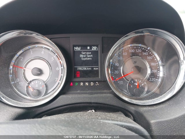2015 Chrysler Town & Country მანქანა იყიდება აუქციონზე, vin: 2C4RC1HG5FR714730, აუქციონის ნომერი: 12673737