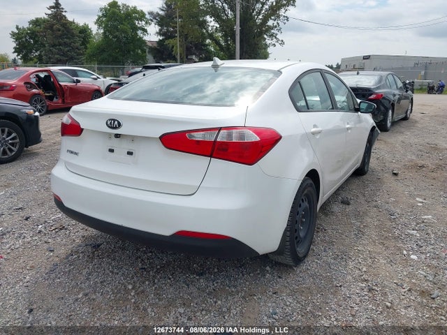 KIA Forte 2014 KNAFX4A66E5072960 Image 4