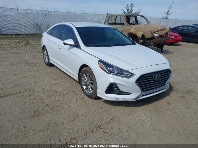 Hyundai SONATA SE 2018 5NPE24AF8JH711914 zdjęcie główne