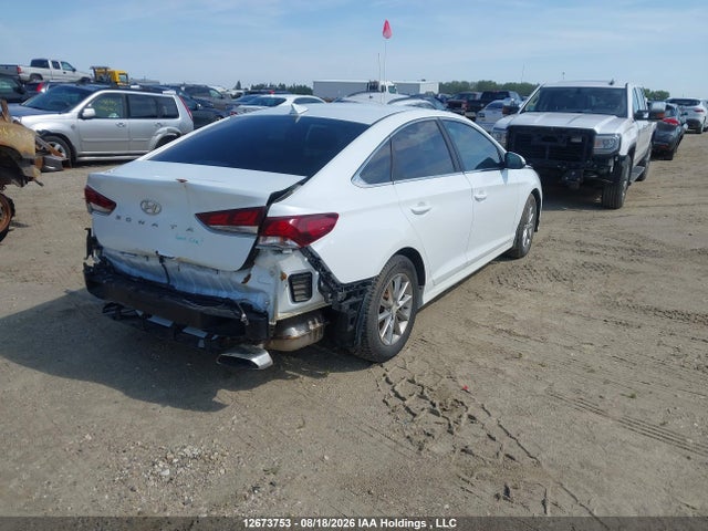 5NPE24AF8JH711914 Hyundai SONATA SE