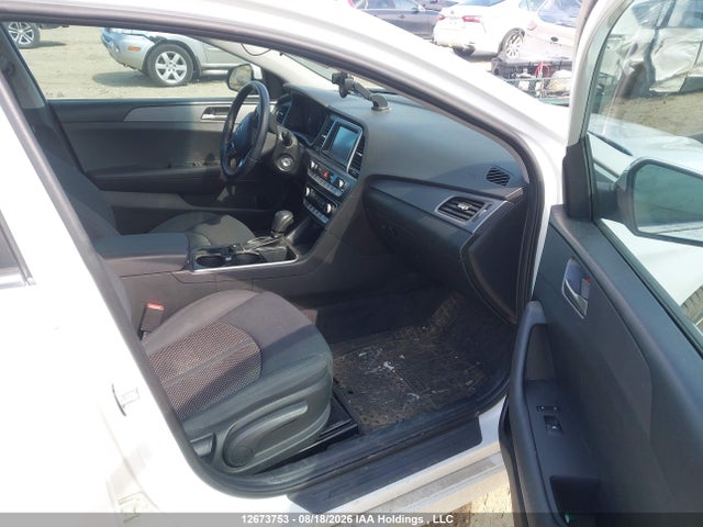 5NPE24AF8JH711914 Hyundai SONATA SE