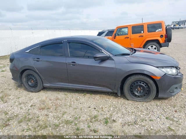 12673778 :رقم المزاد ، 2HGFC1F41JH102634 vin ، 2018 Honda Civic Ex-t مزاد بيع