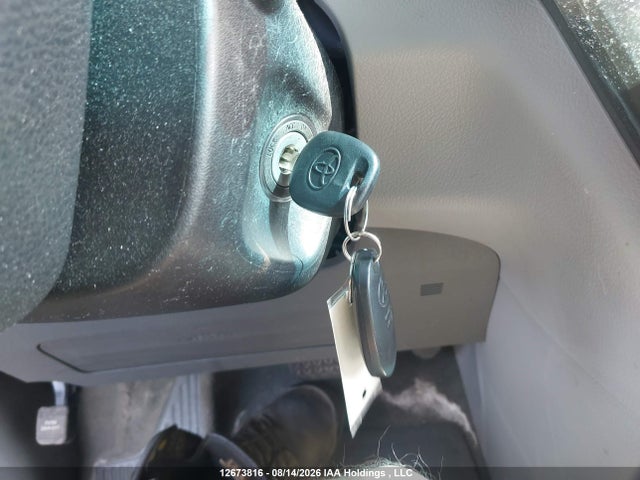 12673816 :رقم المزاد ، 5TDKZ3DC4HS826489 vin ، 2017 Toyota Sienna Le V6 مزاد بيع
