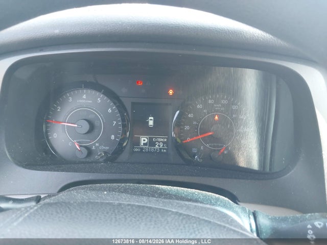 12673816 :رقم المزاد ، 5TDKZ3DC4HS826489 vin ، 2017 Toyota Sienna Le V6 مزاد بيع