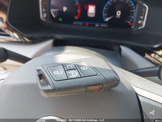 3VVLX7B23RM117583 Volkswagen Taos Comfortline Black Edition