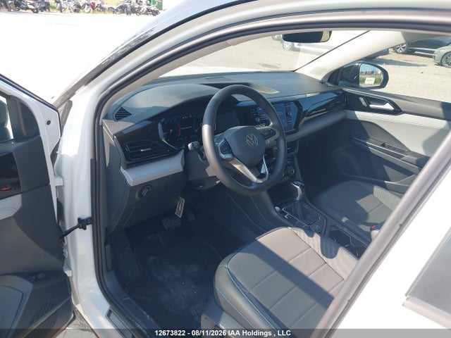 3VVLX7B23RM117583 Volkswagen Taos Comfortline Black Edition