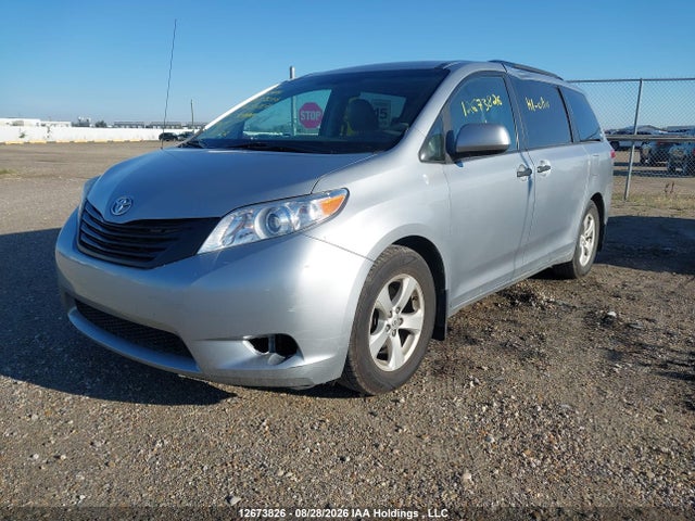 Aukcja sprzedaży 2014 Toyota Sienna, vin: 5TDZK3DC3ES469787, numer aukcji: 12673826