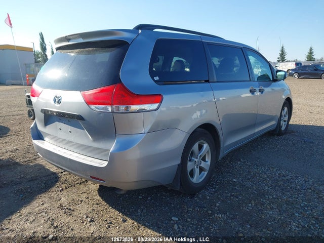 Aukcja sprzedaży 2014 Toyota Sienna, vin: 5TDZK3DC3ES469787, numer aukcji: 12673826