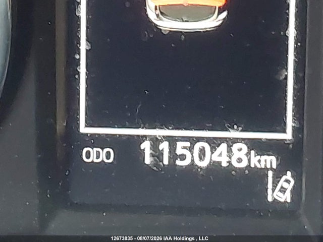 2T3BFREV2JW782590 Toyota RAV4 LE