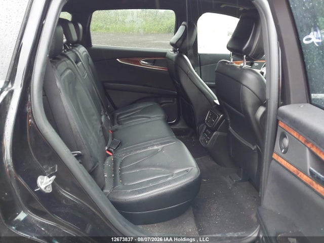 12673837 :رقم المزاد ، 2LMPJ8K94LBL00052 vin ، 2020 Lincoln Nautilus Reserve مزاد بيع
