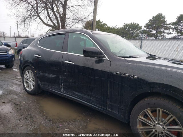 12589709 :رقم المزاد ، ZN661XUL9HX226866 vin ، 2017 Maserati Levante مزاد بيع