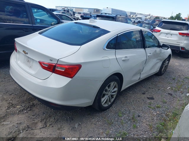 Chevrolet Malibu 2017 1G1ZE5ST9HF104808 Image 4