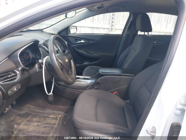 Chevrolet Malibu 2017 1G1ZE5ST9HF104808 Image 5