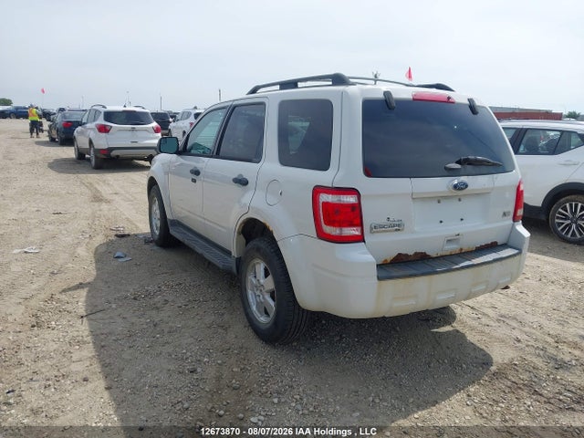12673870 :رقم المزاد ، 1FMCU9DG1BKA29166 vin ، 2011 Ford Escape Xlt Automatic مزاد بيع