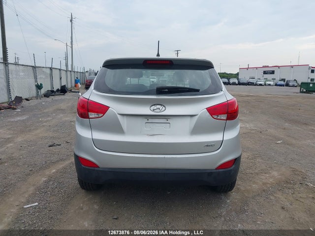 2013 Hyundai Tucson Gl მანქანა იყიდება აუქციონზე, vin: KM8JTCAC0DU699856, აუქციონის ნომერი: 12673876