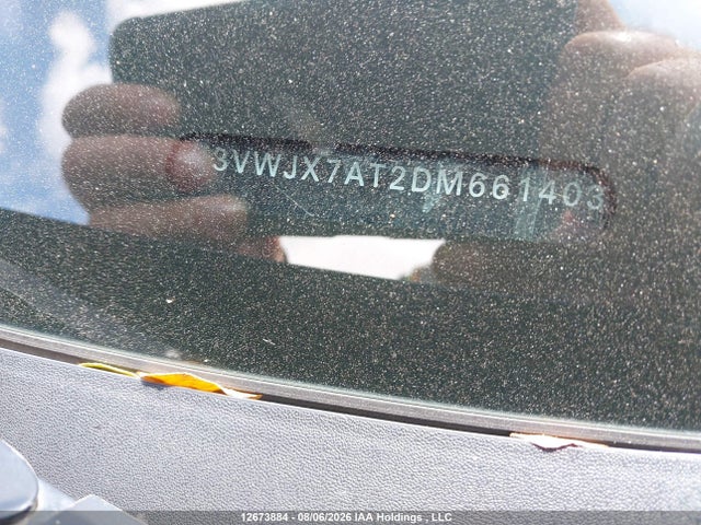 12673884 :رقم المزاد ، 3VWJX7AT2DM661403 vin ، 2013 Volkswagen Beetle 2.5l Comfortline/2.5l Fender Edition مزاد بيع