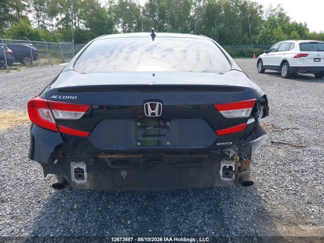 1HGCV1F91JA801771 Honda Accord Touring