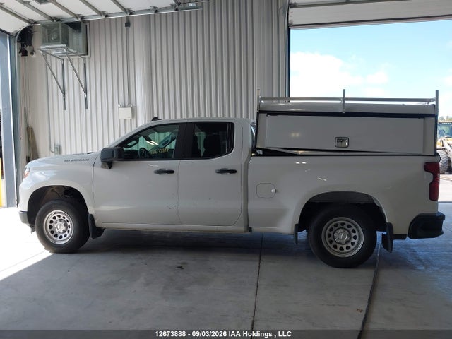 2025 Chevrolet Silverado 1500 მანქანა იყიდება აუქციონზე, vin: 1GCRKAEK0SZ301917, აუქციონის ნომერი: 12673888