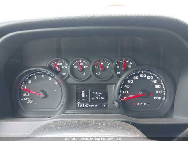2025 Chevrolet Silverado 1500 მანქანა იყიდება აუქციონზე, vin: 1GCRKAEK0SZ301917, აუქციონის ნომერი: 12673888