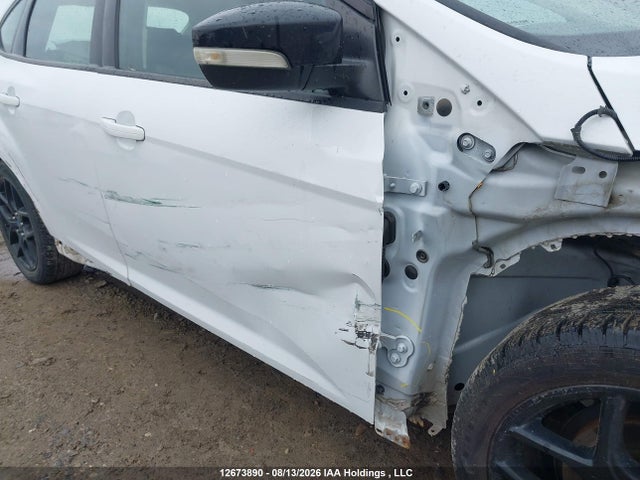 Ford FOCUS SEL 2017 1FADP3M28HL220478 Image 20