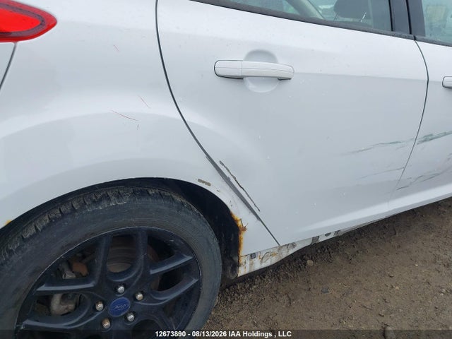 Ford FOCUS SEL 2017 1FADP3M28HL220478 Image 21