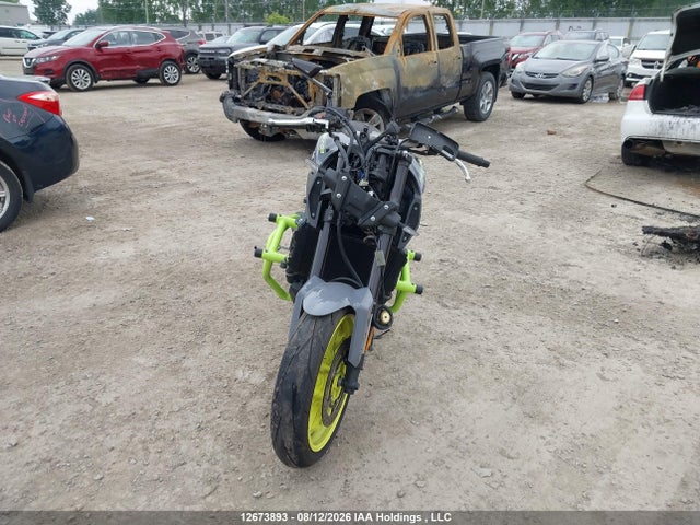 Yamaha FZ09 2016 JYARN33NXGA002260 Image 5