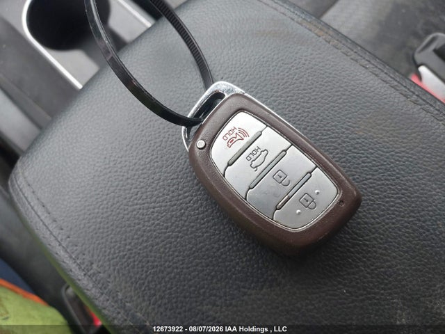 Продажа на аукционе авто 2017 Hyundai Elantra Se/value/limited, vin: KMHD84LF7HU104180, номер лота: 12673922