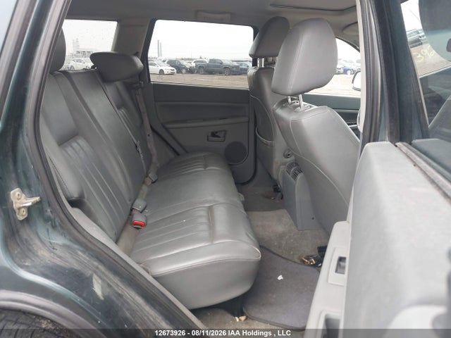Продажа на аукционе авто 2005 Jeep Grand Cherokee Laredo/columbia/freedom, vin: 1J4HR48N65C517240, номер лота: 12673926