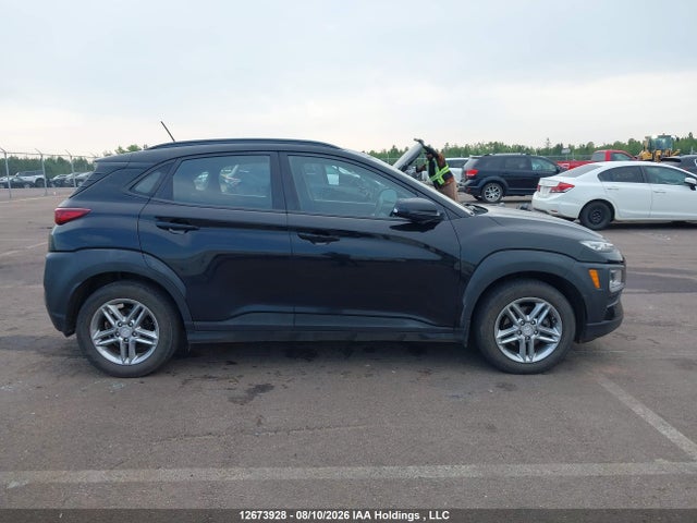 12673928 :رقم المزاد ، KM8K12AA1LU421663 vin ، 2020 Hyundai Kona Se مزاد بيع