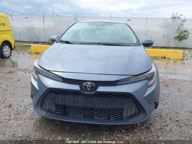 12673935 :رقم المزاد ، 5YFBPMBE4MP240815 vin ، 2021 Toyota Corolla L مزاد بيع