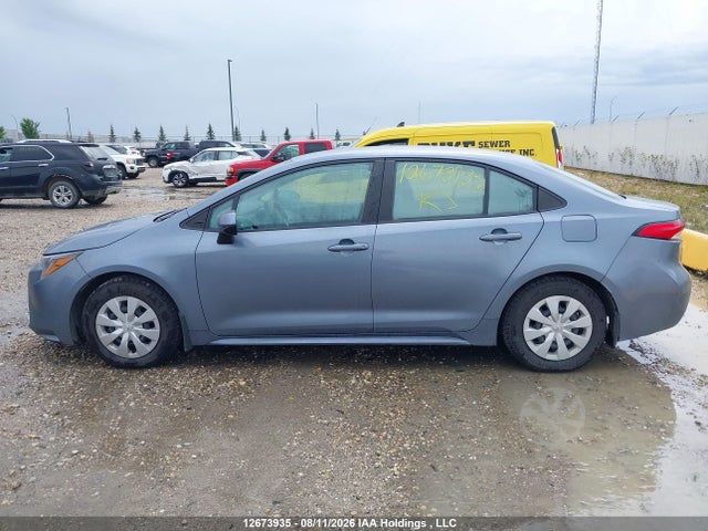 12673935 :رقم المزاد ، 5YFBPMBE4MP240815 vin ، 2021 Toyota Corolla L مزاد بيع