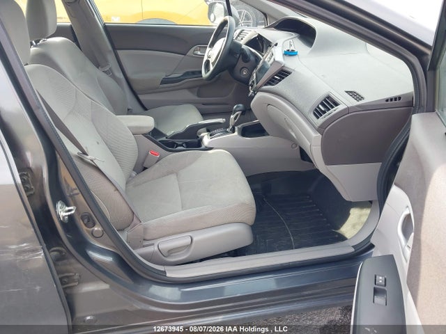 Продажа на аукционе авто 2012 Honda Civic Lx, vin: 2HGFB2F45CH035127, номер лота: 12673945