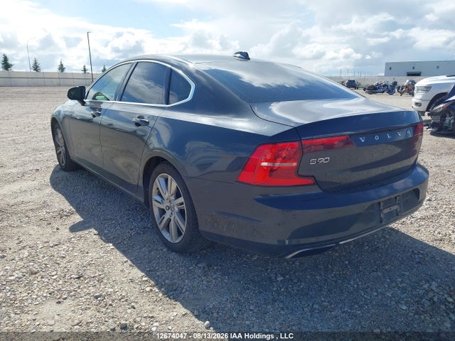 YV1A22MK9H1015540 Volvo S90 T6 Momentum