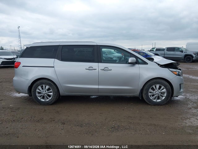 2018 Kia Sedona Lx მანქანა იყიდება აუქციონზე, vin: KNDMB5C1XJ6358380, აუქციონის ნომერი: 12674051