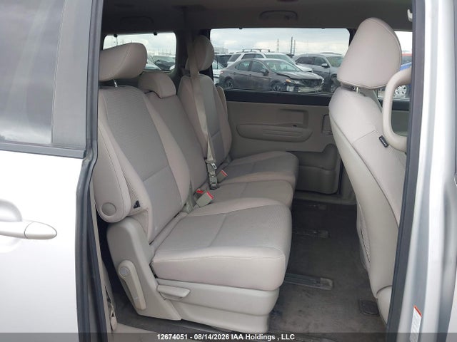 2018 Kia Sedona Lx მანქანა იყიდება აუქციონზე, vin: KNDMB5C1XJ6358380, აუქციონის ნომერი: 12674051
