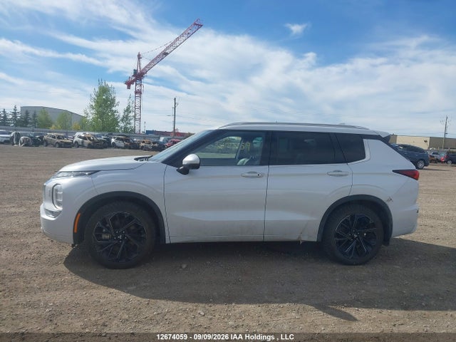 Продажа на аукционе авто 2022 Mitsubishi Outlander Sel/sel Special Edition, vin: JA4J4VA8XNZ617364, номер лота: 12674059